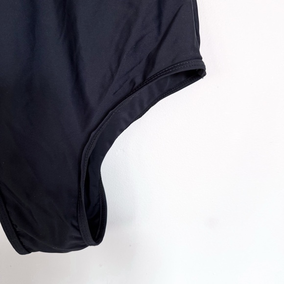 Amazon • Bathing Suit - Picture 2 of 5